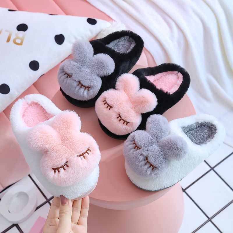 Đôi Dép Bông Đi Trong Nhà Đế Mềm Chống Trượt Họa Tiết Hoạt Hình Độc Đáo Cho Bé