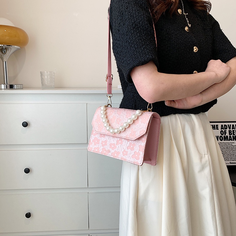 Túi đeo chéo IELGY họa tiết hoa đính ngọc trai giả thời trang Hàn Quốc