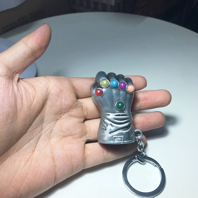 Móc khoá Avenger găng tay Thanos bạc