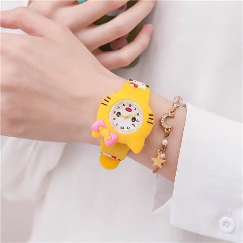 Đồng Hồ Đeo Tay Họa Tiết Hoạt Hình Xinh Xắn Dành Cho Bé 3-15 Tuổi