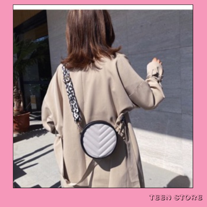 Túi đeo chéo kiểu dáng lá tròn xinh xắn