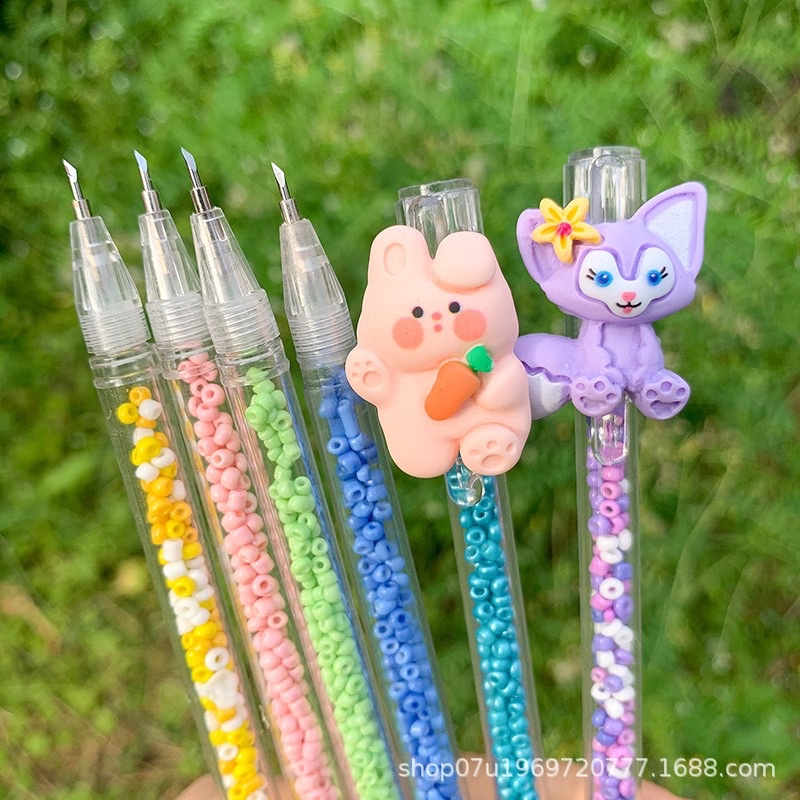 Dao rọc giấy tỉa sticker dáng cây bút mẫu sticker gắn charm xinh xắn