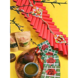 Dây pháo giấy giả treo tường trang trí