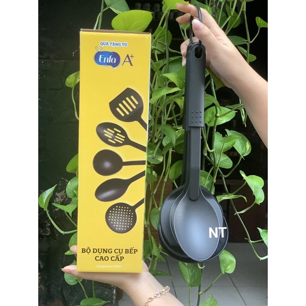 Bộ dụng cụ bếp 5 món nhựa đen cao cấp hkm Enfa