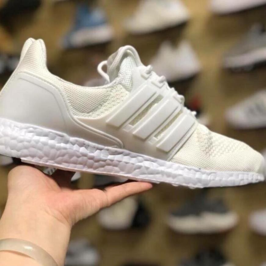 (SALE SỐC - Video cận cảnh) Giày Sneaker Ultra boost 4.0 Đen trắng Hàng Sẵn ! HOT =.=