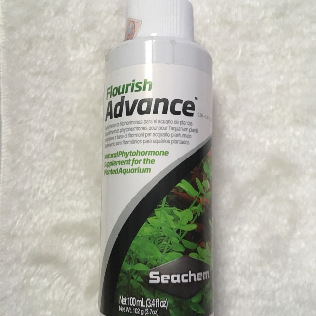 Phân nước tổng hợp Seachem Flourish Advance cho thuỷ sinh