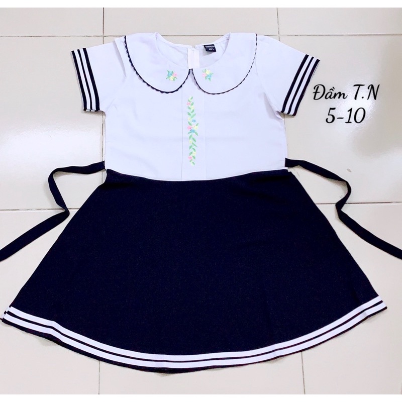 Chuyên cung cấp sỉ lẻ đầm học sinh tiểu học cấp 1 | BigBuy360 - bigbuy360.vn