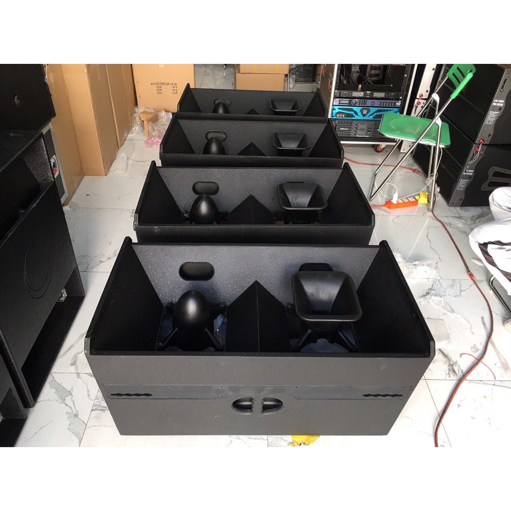 Vỏ thùng loa hoả tiển Bass đôi 40cm,Thùng gỗ sơn ván ép 100% chất lượng - 2 cái