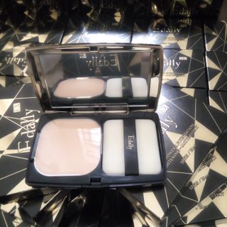 Edally Ex Phấn phủ nude power foundation brightening - matte efect SPF 25/PA++