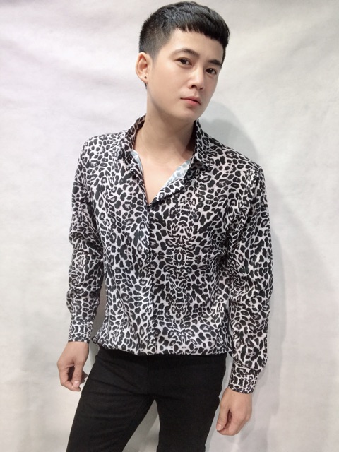 Áo sơ mi họa tiết beo màu xám | BigBuy360 - bigbuy360.vn