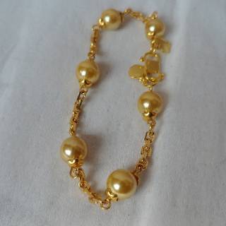 Vòng Tay Vỏ Sò Mạ Vàng 24k Đính Ngọc Trai Sang Trọng