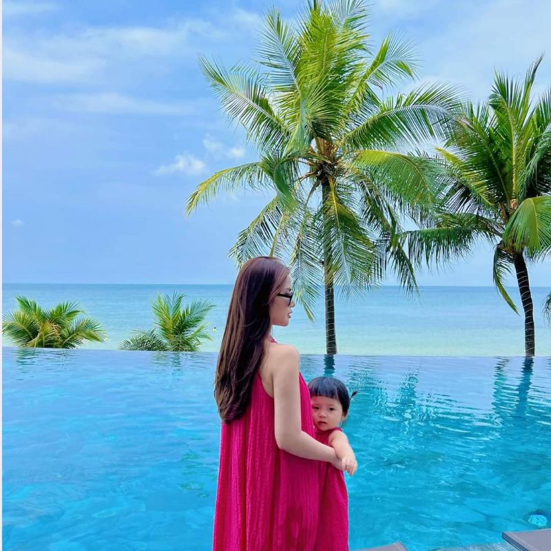 VÁY YẾM MẸ VÀ BÉ CÓ LÓT TẶNG KÈM TURBAN