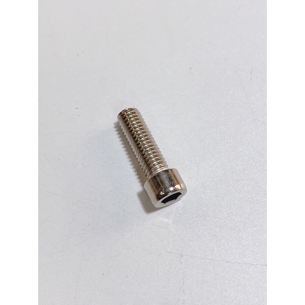 Ốc bulong 8li 8li20 8li25 8li30 8li40 8li50 inox đầu lục giác chìm không gỉ sáng bóng thông dụng mọi loại xe