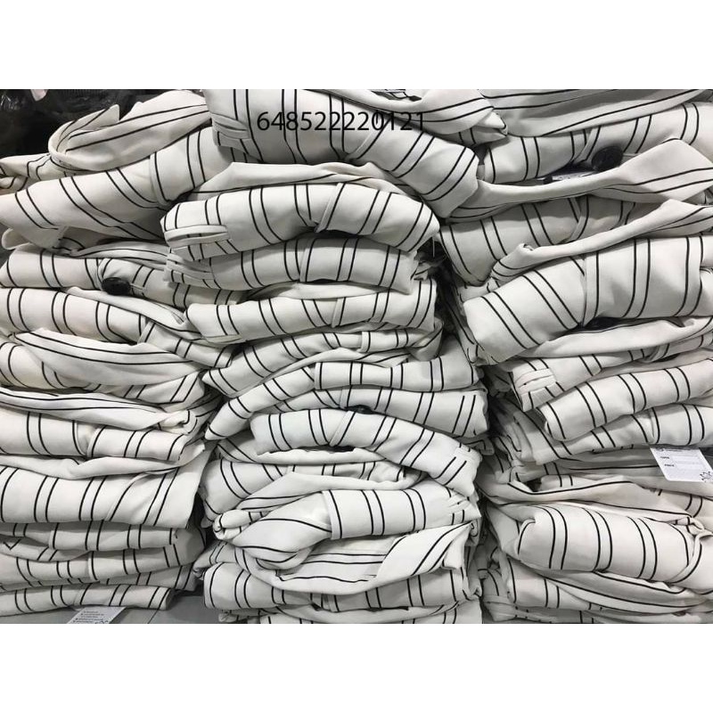 Áo vest sọc trắng xịn sò