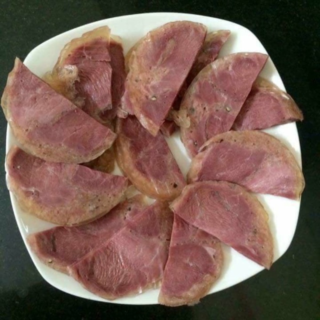 Giò Bê Xứ Nghệ ( Giò Me Nam Nghĩa )