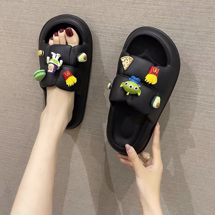 Dép bánh mỳ nữ, dép nữ quai ngang gắn TICKER TOY đáng yêu