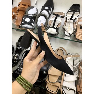giầy bít mũi hở gót