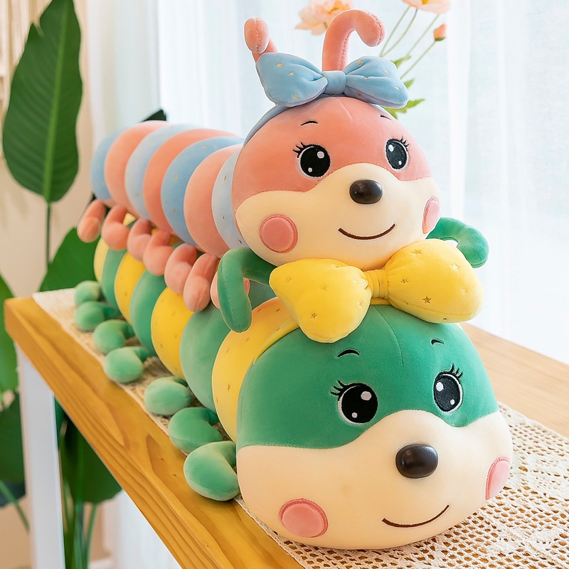 GỐI ÔM CON SÂU ĐEO NƠ SIÊU CUTE  VẢI MINISO SIÊU MỀM MỊN CAO CẤP - GẤU BÔNG CON SÂU ĐEO NƠ DỄ THƯƠNG CHO BÉ
