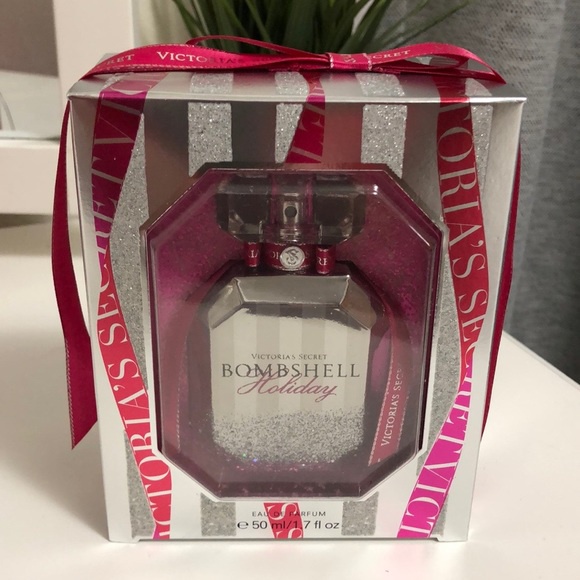 ☘️☘️Nước Hoa Nữ  𝗩𝗜𝗖𝗧𝗢𝗥𝗜𝗔 BOMSHELL HOLIDAY