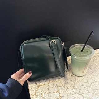Túi đeo chéo ulzzang