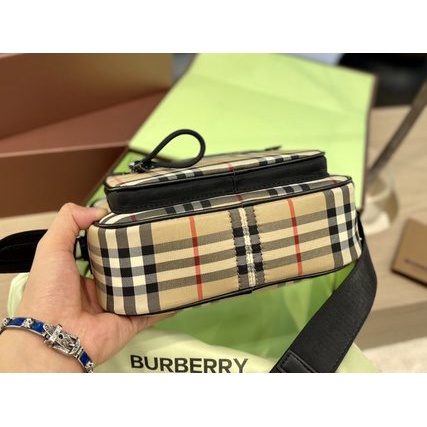 Burberry Túi Đeo Chéo Phong Cách retro Thời Trang Cho Nam Nữ