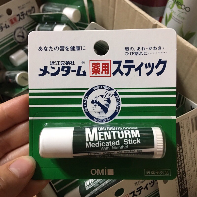 Son dưỡng môi Menturm Omi medicated stick XD mềm môi dưỡng ẩm