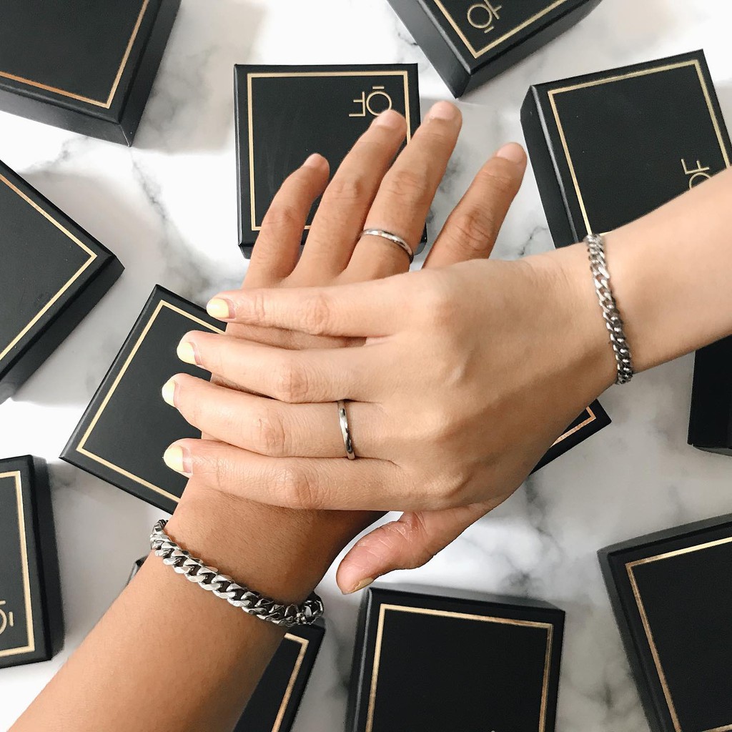 Lắc tay/ Vòng tay dây xích thép không gỉ trơn mảnh Ocoborus - chất inox vĩnh viễn ko gỉ sét.