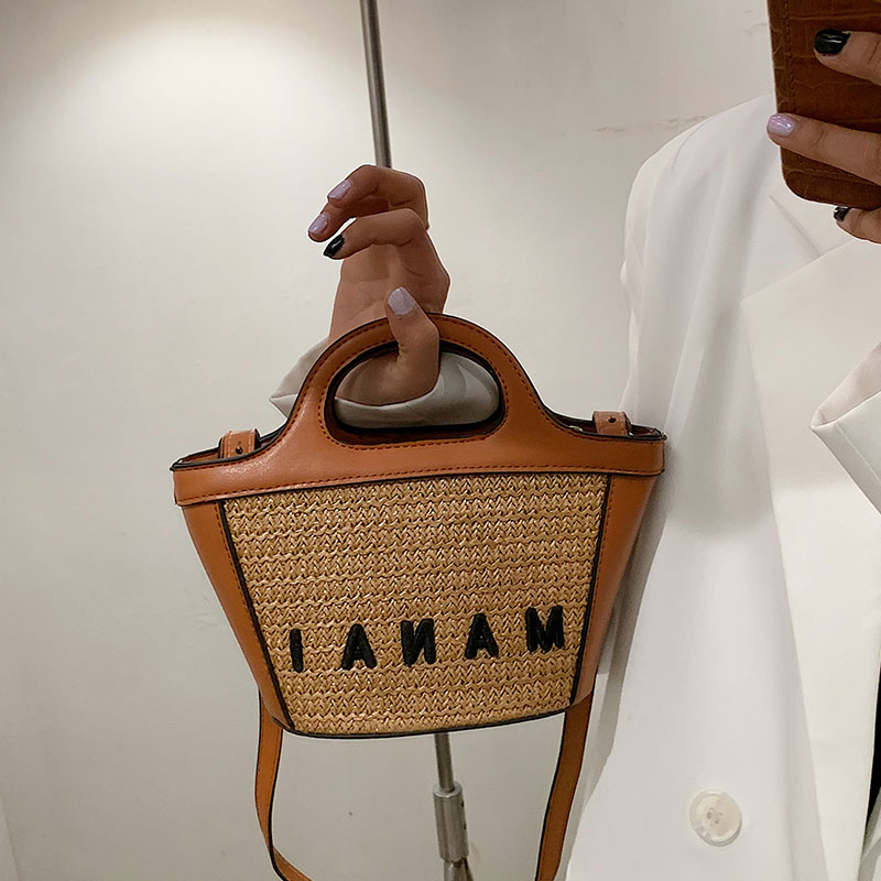 Túi xách kiểu đan dệt thời trang hè 2021 sành điệu cho n