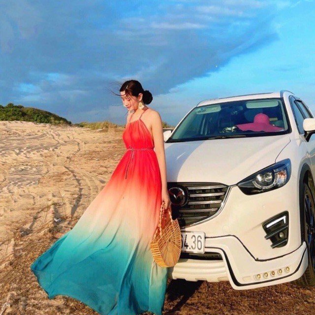 Đầm maxi loang màu cổ yếm | BigBuy360 - bigbuy360.vn