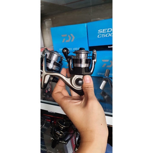 Máy Câu Cá DAIWA 4000 - 2500 và DAIWA 1000