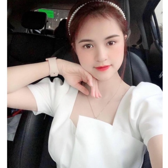Váy thiết kế cho nữ dáng xoè xếp ly đai eo màu trắng mềm mịn Mẫu mới 2023