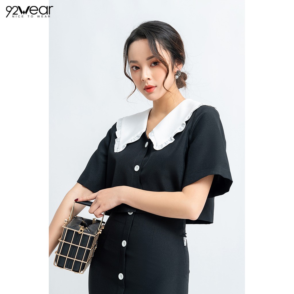 Áo croptop nữ phối cổ viền trắng ASW0692 - 92WEAR | BigBuy360 - bigbuy360.vn