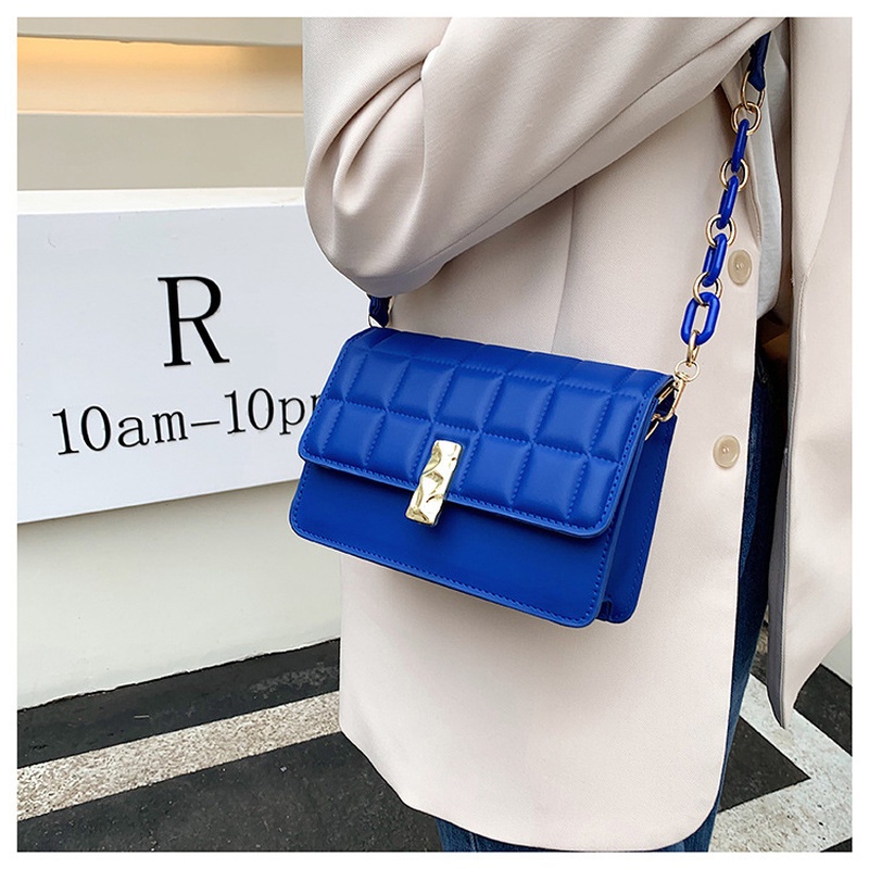 Túi Đeo Chéo Hình Vuông Nhỏ Màu Trơn Họa Tiết Kẻ Sọc Đính Kim Cương Giả Đơn Giản NB00369