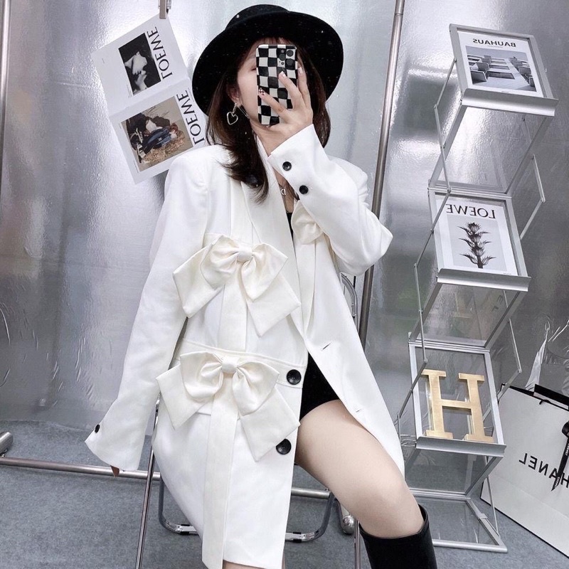 Áo khoác blazer đính nơ