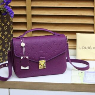 Túi xách Louis Vuitton Pochette