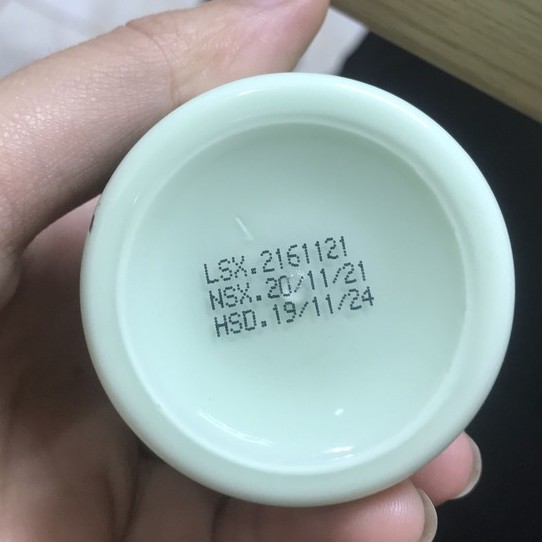 Kem bôi nẻ sữa ong chúa, dưỡng da cấp ẩm làm mềm da, chống lão hóa hương dừa dịu nhẹ lọ 50g