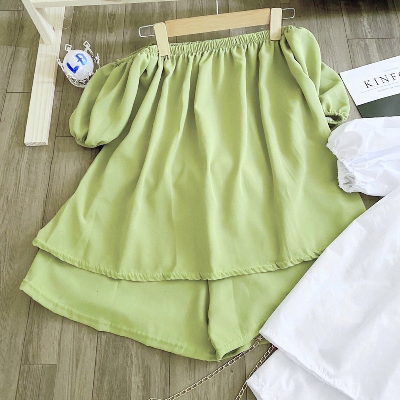 Set bộ trễ vai áo bệt vai hở lưng mix quần sooc chất thô mềm