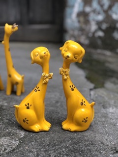 Bộ đôi chó sứ xinh xắn