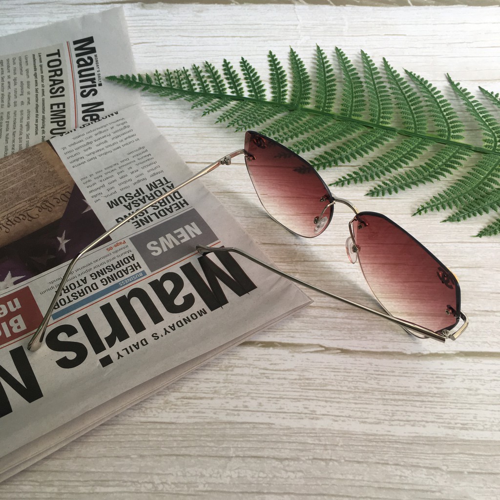 Kính Mắt Thời Trang Nữ Xinh Đẹp Sang Chảnh | BigBuy360 - bigbuy360.vn