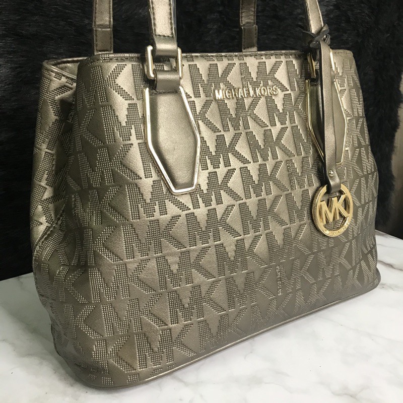 💚 👜 (Thanh lý túi tuyển- secondhand-2hand) Túi cầm tay, đeo vai phom vừa da phủ bóng dập hiệu Micheal kors độ mới ổn