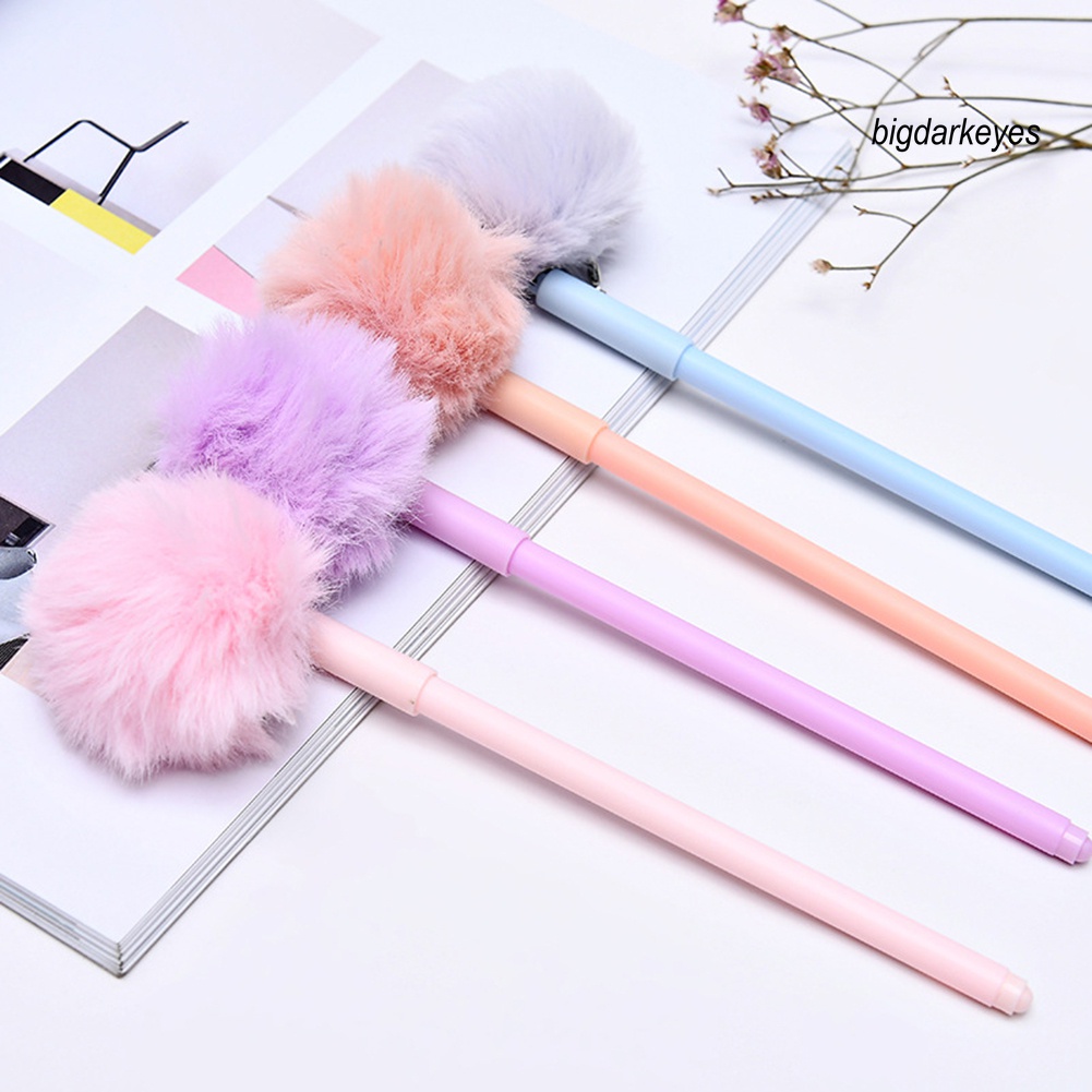 Bút Bi Mực Đen Ngòi 0.5mm Gắn Quả Cầu Lông Xinh Xắn