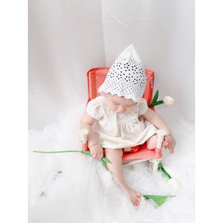 Set yếm + mũ thô chóp nhọn bé gái set yếm + nón bonnet size 0-2y thô thêu style Hàn byNayoung
