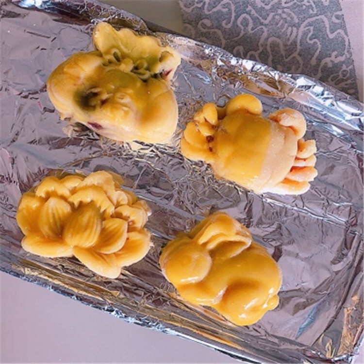 Khuôn silicon làm bánh trung thu/ bánh trung thu/ bánh kem hình cua/ thỏ/ hoa sen/ hoa sen hoạt hình may mắn độc đáo DIY