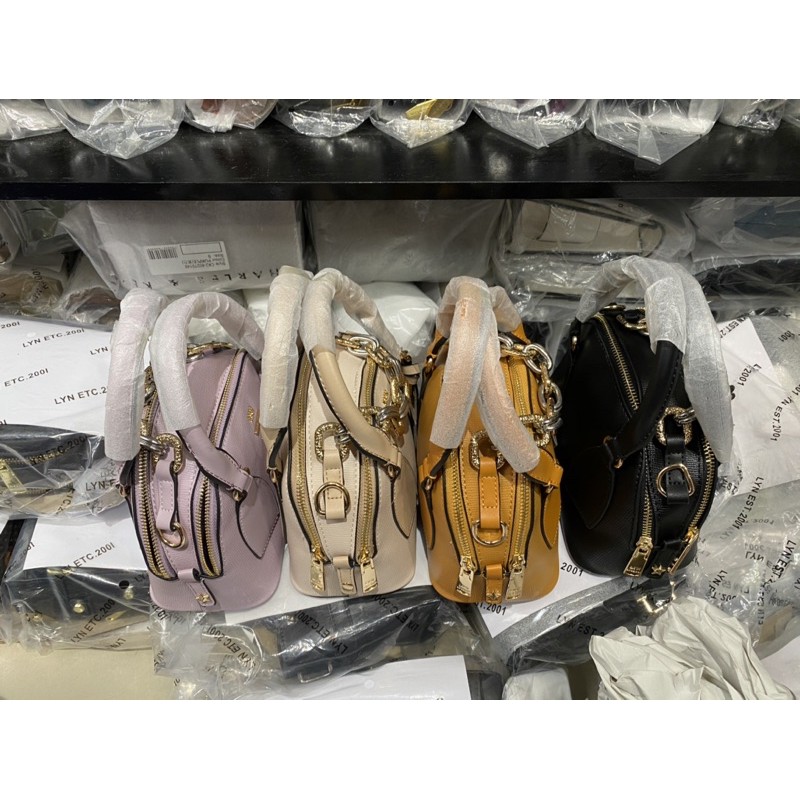 Túi Lyn hến KENNEDY HANDBAGS tay cầm 𝐦𝐚̂̃𝐮 𝐦𝐨̛́𝐢
