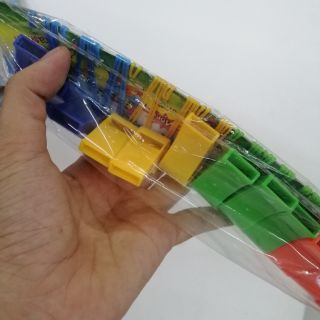 12 chiếc còi nhựa giá 15k