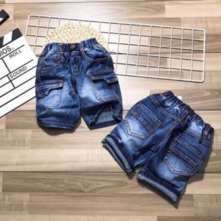 Quần jeans lửng bé trai