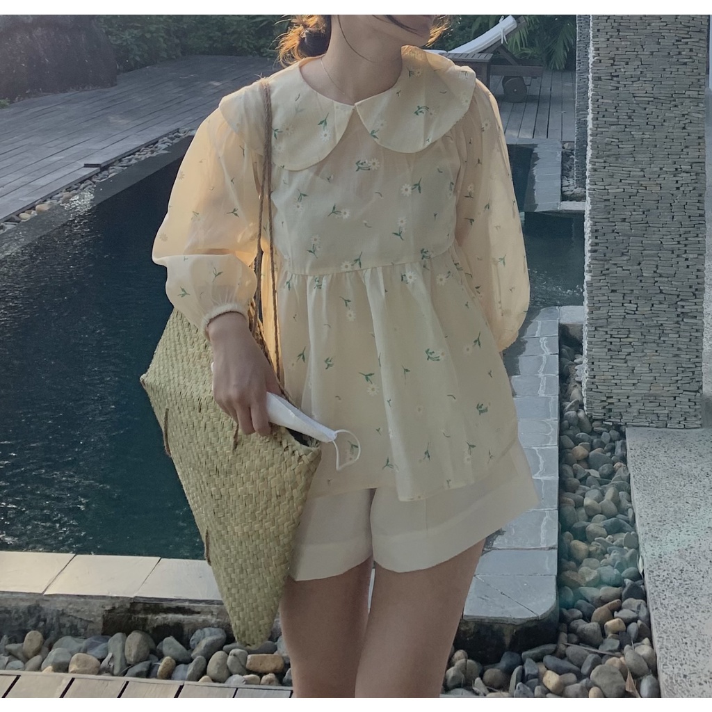 Áo kiểu babydoll vải tơ hàn in hoa nhí cổ kèm 2 dây TKA306 LOLLIE STUDIO