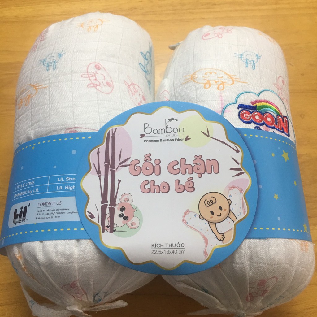 Gối chặn Little Love cho bé vỏ bamboo ( quà khuyến mại Goon)