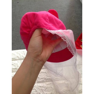 Mũ đính khăn voan chống bụi cho bé