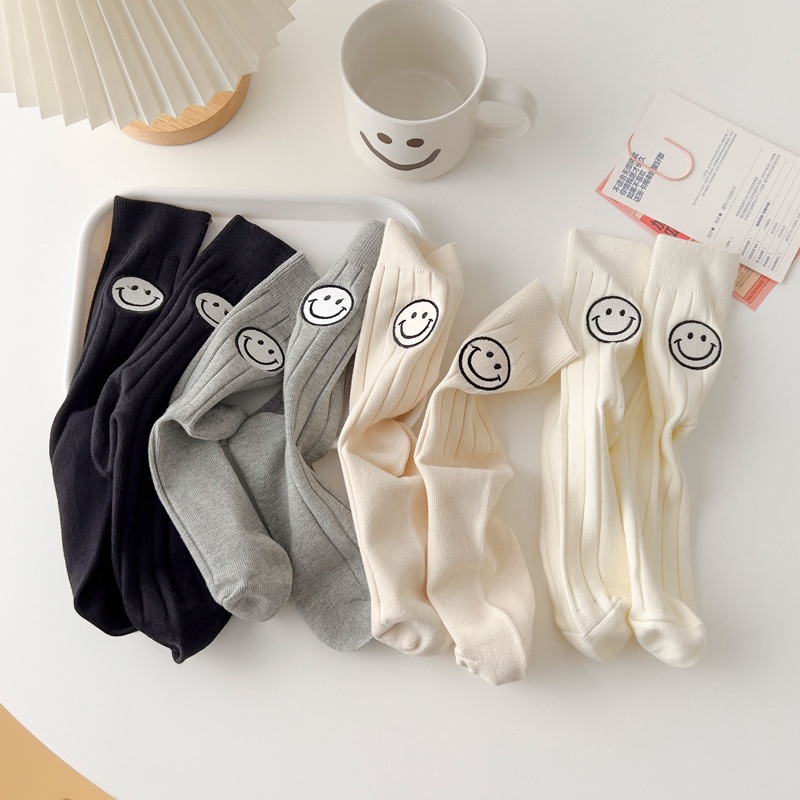 Tất Cotton Thêu Hình Mặt Cười Dễ Thương Phong Cách Nhật Bản